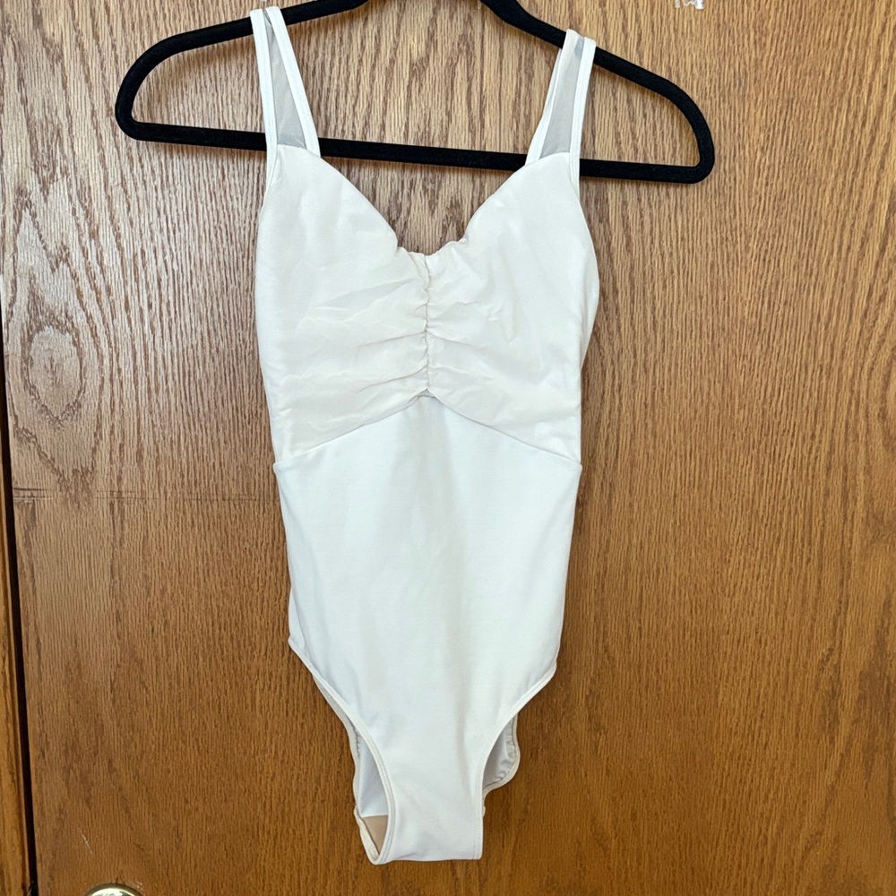 Eleve leotard